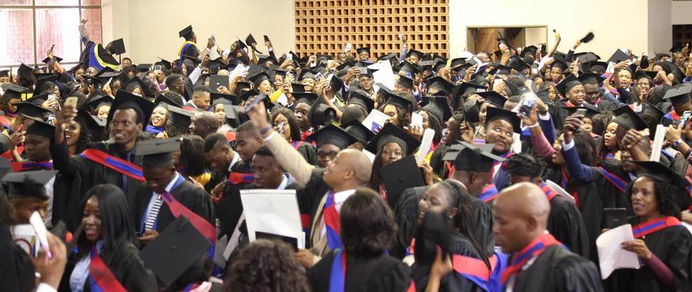 Graduates advised to avoid corruption of money and corruption of ethics
